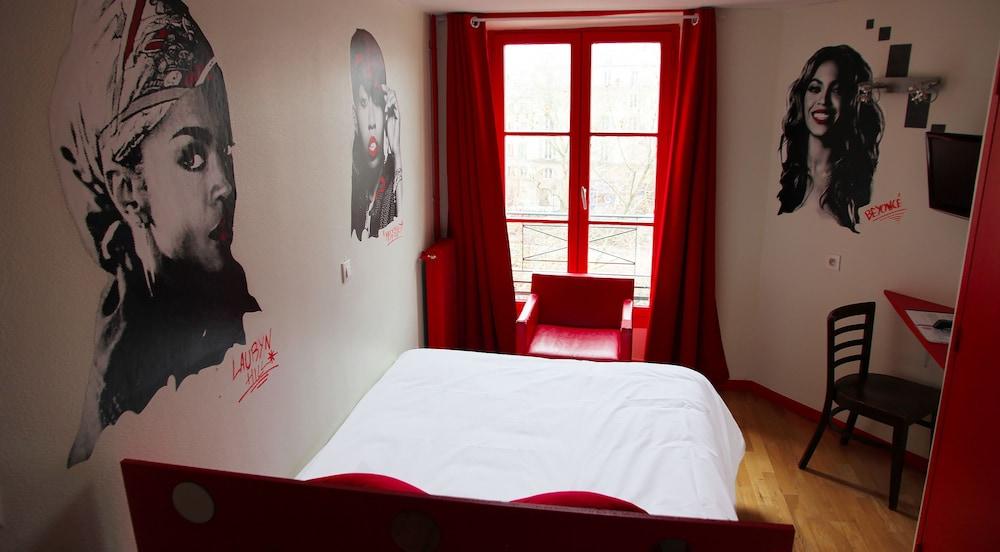 Hotel Absolute République Paris